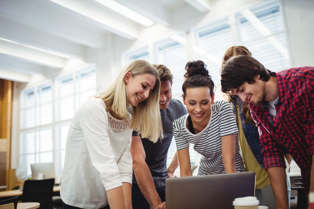 Employee Distraction: The Hidden Cybersecurity Risk Putting SMEs at Risk from within