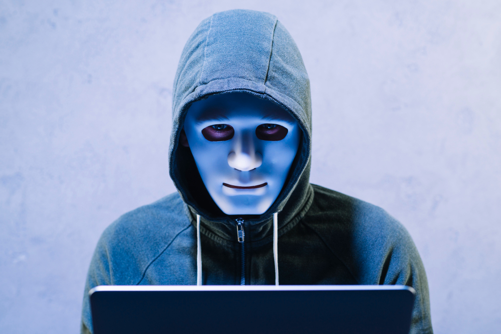 DATA HOSTAGE: How to Negotiate with Cybercriminals (Legal UK Guide)