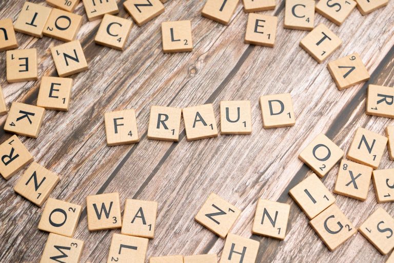 fraud-8509836_1280-768x512