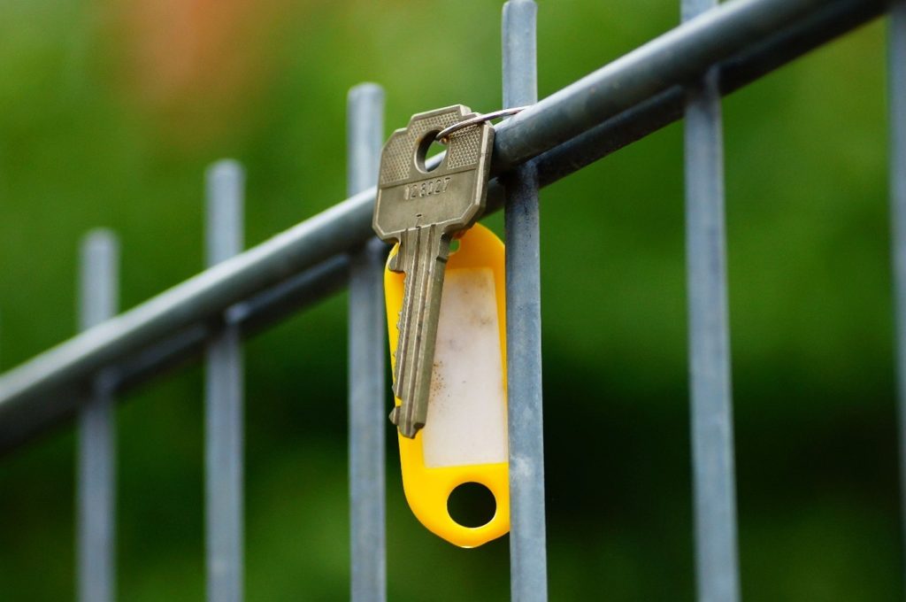Passkeys explained for SMEs as the NCSC backs a simpler and safer alternative to passwords – Report & Analysis